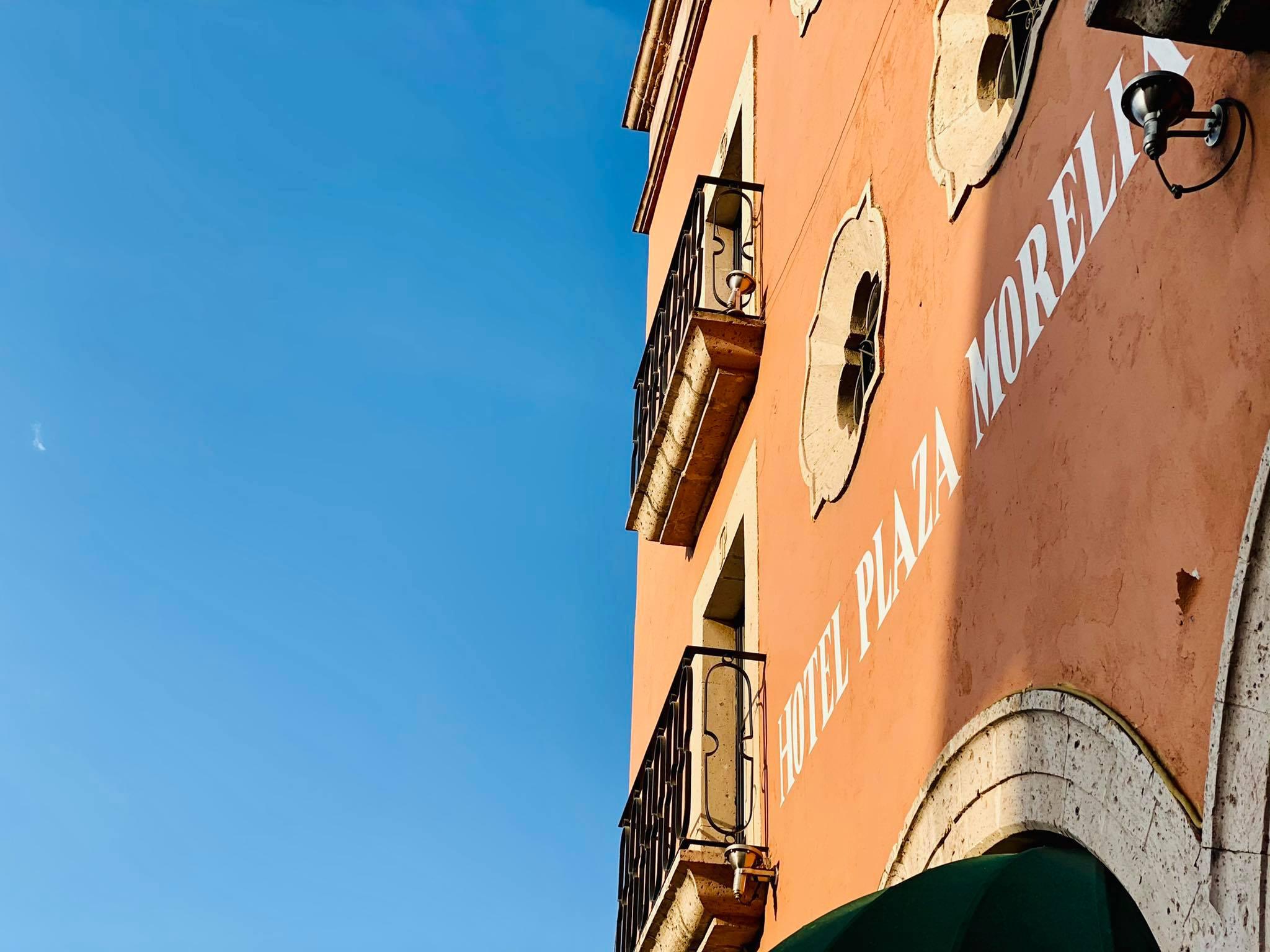 Hotel Plaza Morelia Exterior photo